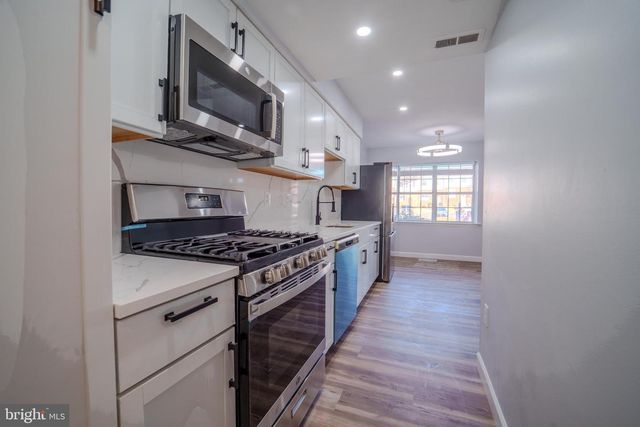 4415 ENSBROOK LN, Woodbridge, VA 22193