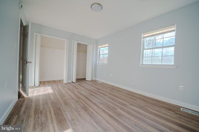 4415 ENSBROOK LN, Woodbridge, VA 22193