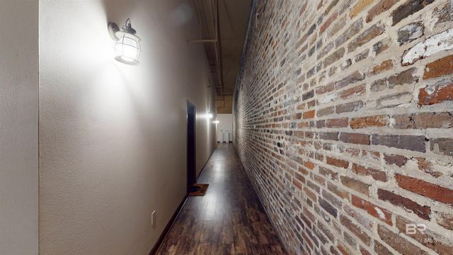 308 St Louis 101, Mobile, AL 36602