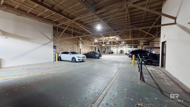 308 St Louis 101, Mobile, AL 36602