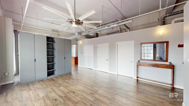 308 St Louis 101, Mobile, AL 36602