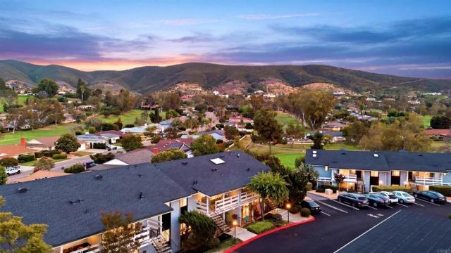 1866 Fairway Circle, San Marcos, CA 92078