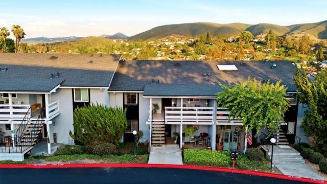 1866 Fairway Circle, San Marcos, CA 92078