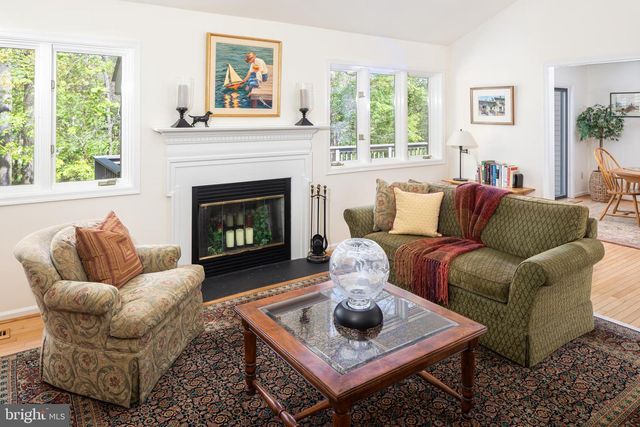 1191 PRINCETON LN, West Chester, PA 19380