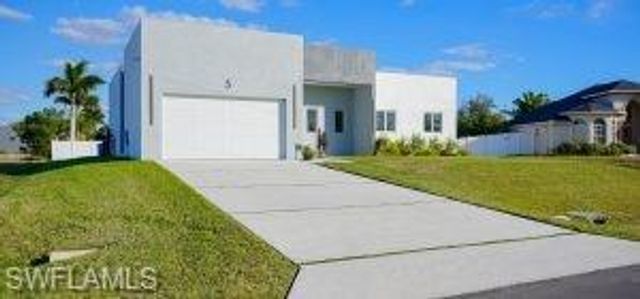 5 SW 26th PL, Cape Coral, FL 33991
