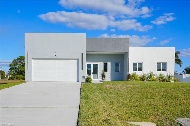 5 SW 26th PL, Cape Coral, FL 33991