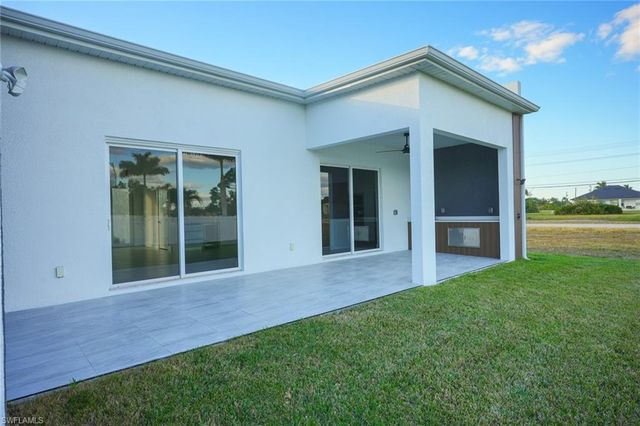 5 SW 26th PL, Cape Coral, FL 33991