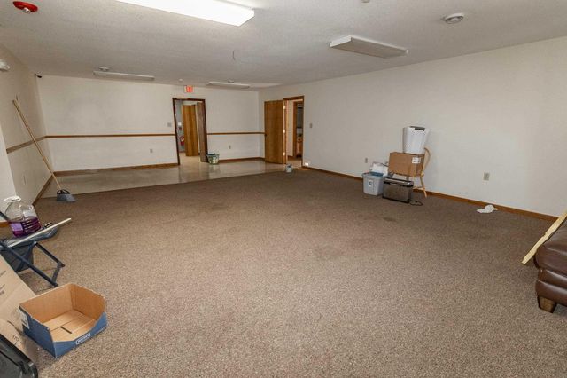 88 Eldene Court, Evansdale, IA 50707