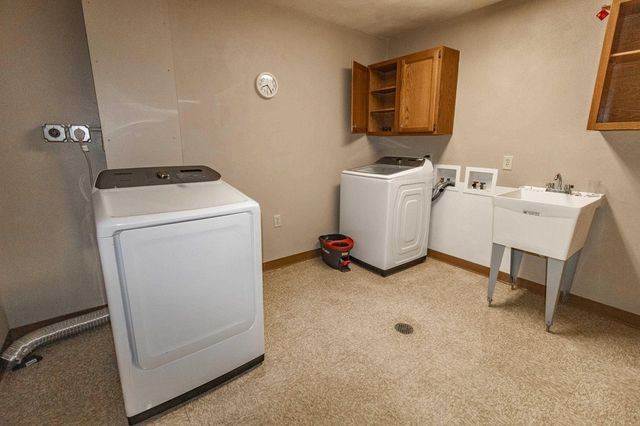 88 Eldene Court, Evansdale, IA 50707