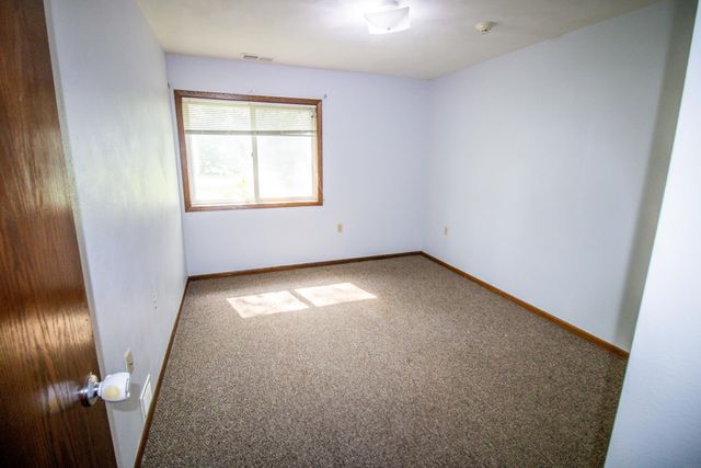 88 Eldene Court, Evansdale, IA 50707
