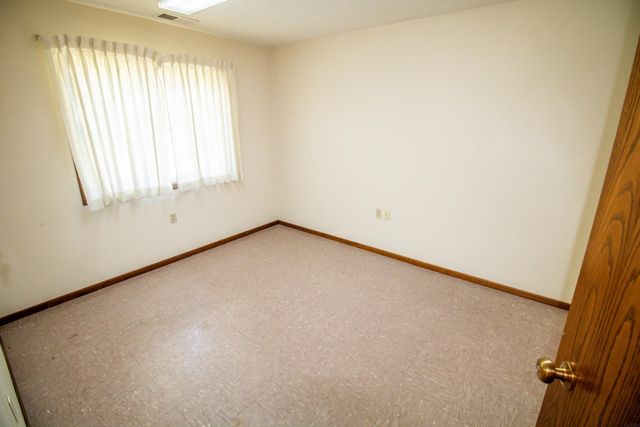 88 Eldene Court, Evansdale, IA 50707
