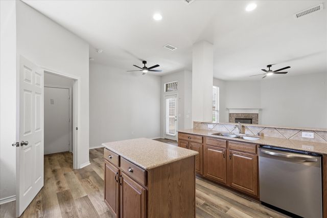 8401 Shakespeare Lane, Frisco, TX 75036