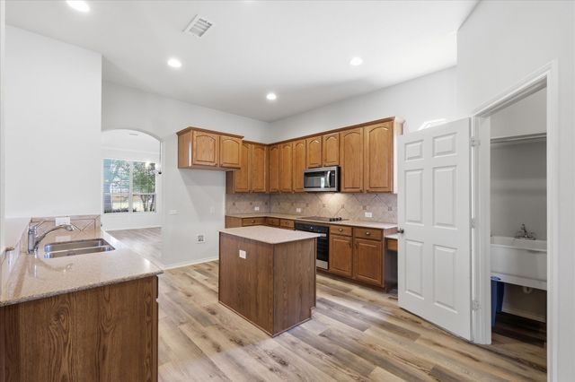 8401 Shakespeare Lane, Frisco, TX 75036