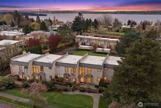 6527 106th Avenue NE #10, Kirkland, WA 98033