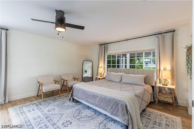 1300 Hilltop DR, Naples, FL 34103