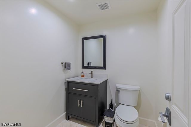 1300 Hilltop DR, Naples, FL 34103