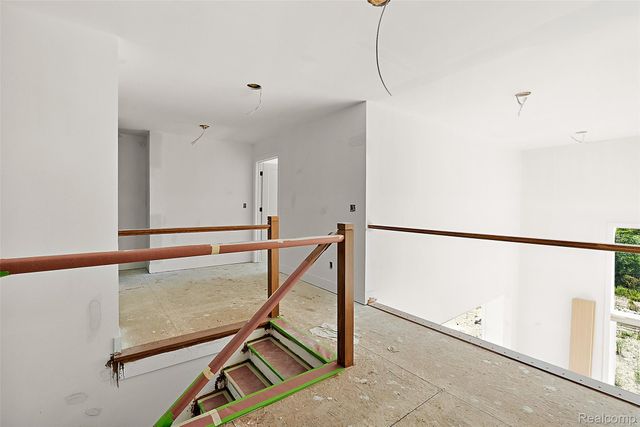 60637 Schoenherr Road Road, Washington Township, MI 48094