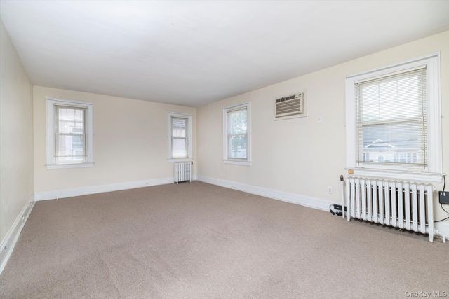 59 Hampton Road, Lynbrook, NY 11563