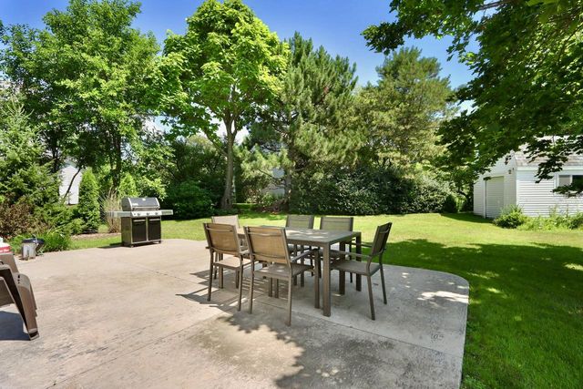 8425 204th COURT, Bristol, WI 53104