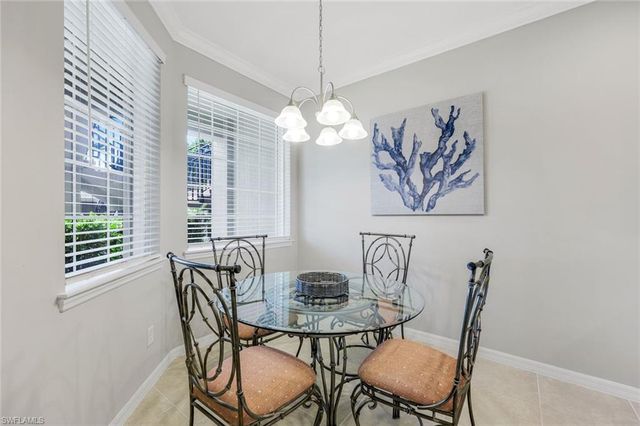 9393 Pocida CT 104, Naples, FL 34119