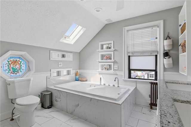 25 Hoppin Avenue, East Providence, RI 02915