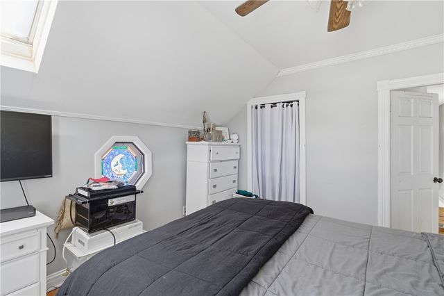 25 Hoppin Avenue, East Providence, RI 02915