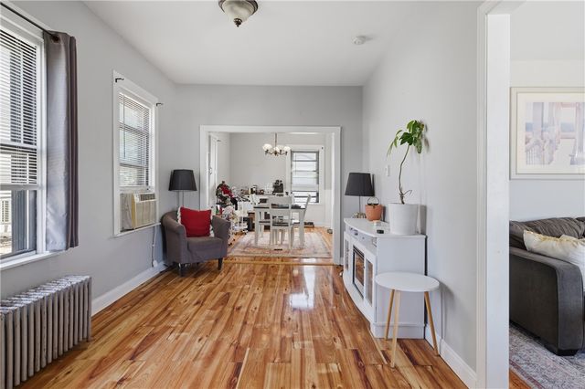 25 Hoppin Avenue, East Providence, RI 02915