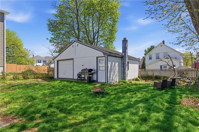 25 Hoppin Avenue, East Providence, RI 02915