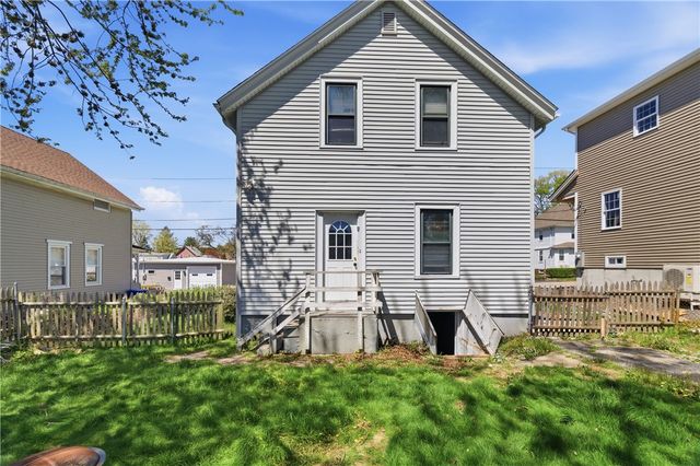 25 Hoppin Avenue, East Providence, RI 02915