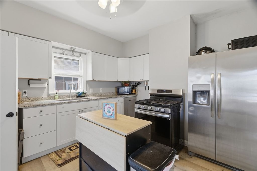 25 Hoppin Avenue, East Providence, RI 02915