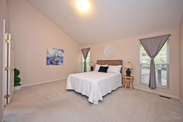 12168 Crestfield Court, Symmes Twp, OH 45249