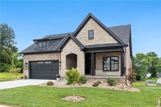 726 Lillian Way, Jeffersonville, IN 47130