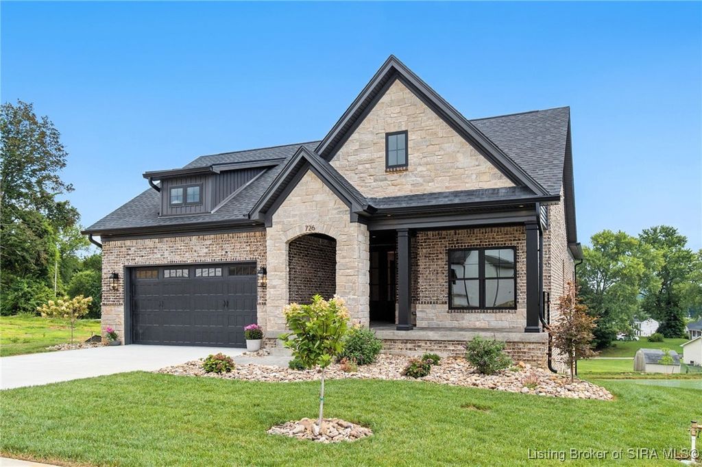 726 Lillian Way, Jeffersonville, IN 47130