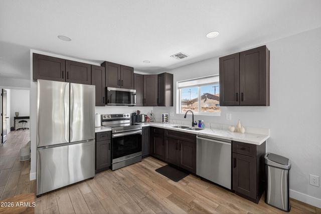1724 S 1ST Street, Phoenix, AZ 85004