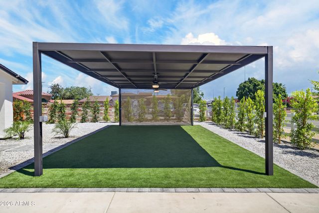 1724 S 1ST Street, Phoenix, AZ 85004