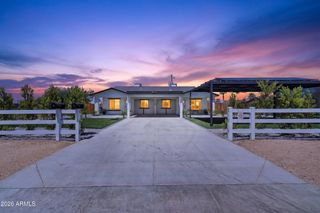 1724 S 1ST Street, Phoenix, AZ 85004