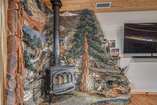 39153 Granite Lane, Shaver Lake, CA 93664