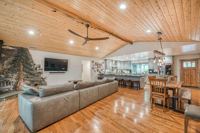 39153 Granite Lane, Shaver Lake, CA 93664