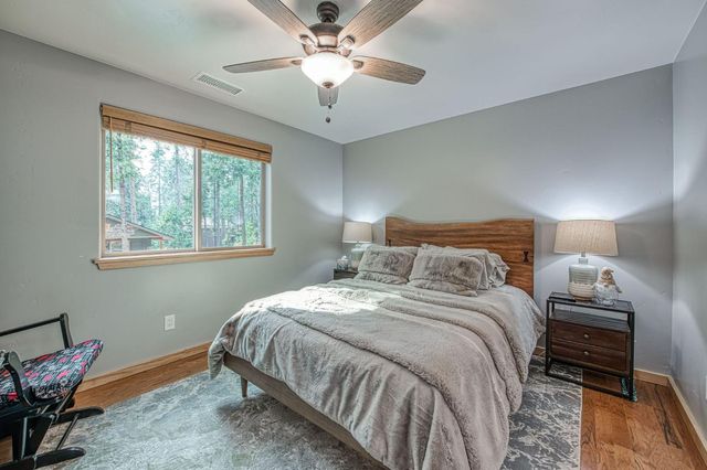 39153 Granite Lane, Shaver Lake, CA 93664