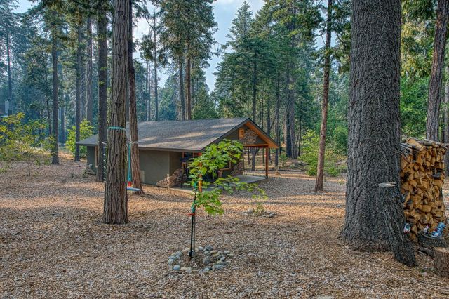39153 Granite Lane, Shaver Lake, CA 93664