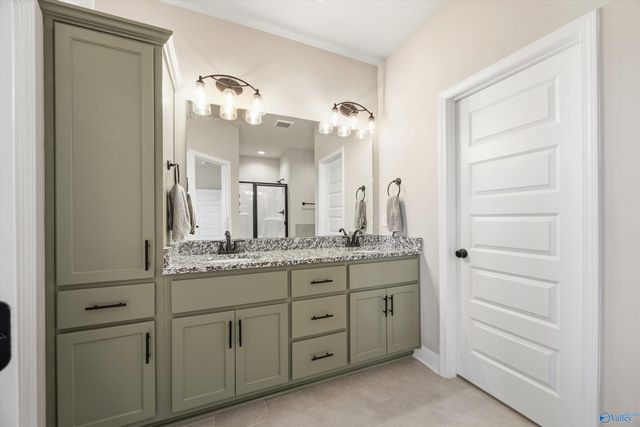 125 Amanda Deann Drive, New Market, AL 35761