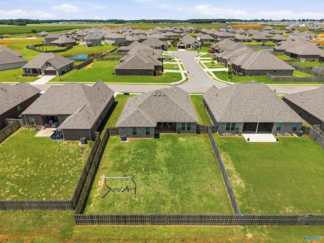 125 Amanda Deann Drive, New Market, AL 35761