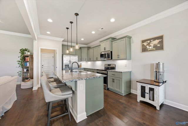 125 Amanda Deann Drive, New Market, AL 35761