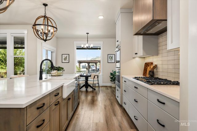 2543 S Via Privada Ln, Boise, ID 83716
