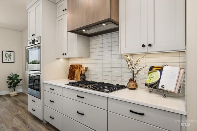 2543 S Via Privada Ln, Boise, ID 83716