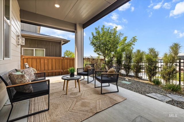 2543 S Via Privada Ln, Boise, ID 83716