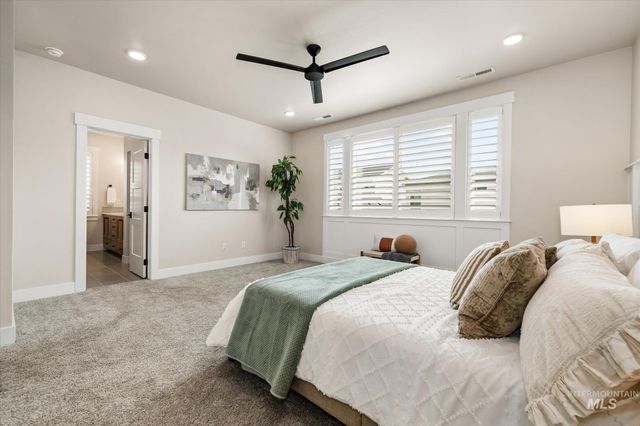 2543 S Via Privada Ln, Boise, ID 83716