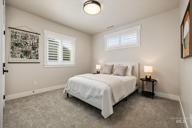 2543 S Via Privada Ln, Boise, ID 83716