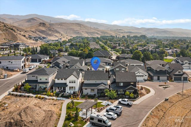 2543 S Via Privada Ln, Boise, ID 83716