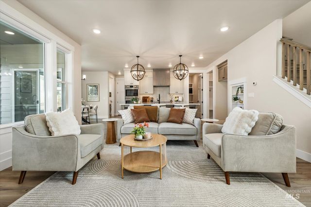 2543 S Via Privada Ln, Boise, ID 83716